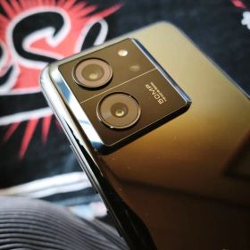 Xiaomi 13t XIG04（UQ）ブラック