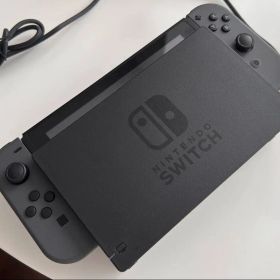 Nintendo Switch 本体 ブラック Joy-Con付き