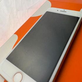 Apple iPhone 8 ゴールド Simフリー バッテリー最大容量86%