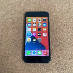 210【早い者勝ち】iPhone8 64GB SIMフリー☆