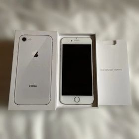 iPhone8 シルバー 64GB 本体 simロック解除済み