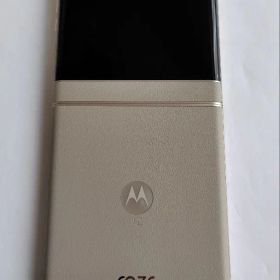 motorola razr 50 512GB 未使用再生品 SIMフリー