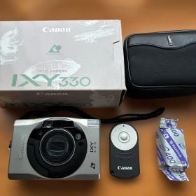 Canon APSコンパクトカメラ IXY330 シルバー（フィルム1本付き）