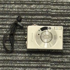美品 Canon IXY320 コンパクトデジタルカメラ シルバー 動作良好品