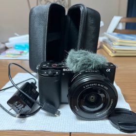 SONY VLOGCAM ZV-E10 パワーズームレンズキット ケース付き