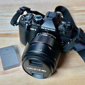 OM SYSTEM OM-5 12-45mm F4.0 PRO バッテリー2個