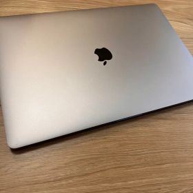 MacBookPro16インチ 2019 / i7 / 16GB / 512GB