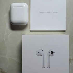 Apple AirPods第1世代 MMEF2J/A 箱付 音出し確認済 訳あり
