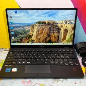 美品 512GB 富士通 U9312/J 第12世代 13.3型 ノートPC