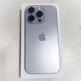 美品♪iPhone16Pro 256GB SIMフリー本体 ナチュラルチタニウム