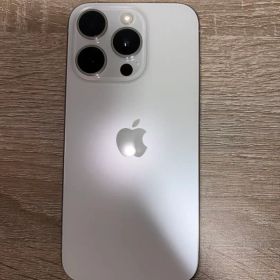 【最終値下げ】【美品】Apple iPhone 15Pro ホワイト 本体 iPhone 15 Pro ホワイト 新品 84,800円 中古 76,000円 | ネット最安値