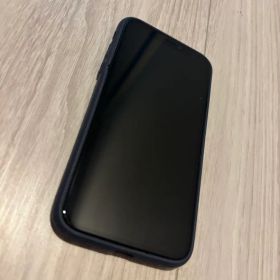 iPhone X シルバー 背面ひび割れ