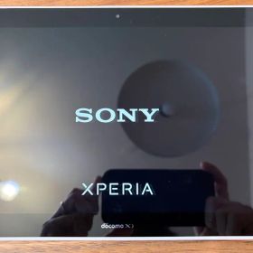 ⑨【美品】Xperia Z2 Tablet SO-05F docomo ホワイト