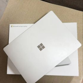 Microsoft Surface Laptop シルバー 日本語配列