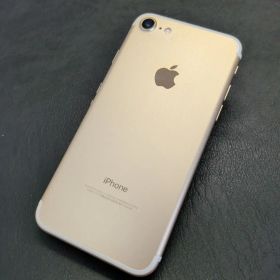 Apple iPhone 7 ゴールド 本体 93%