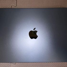 Apple MacBook air M4 2025