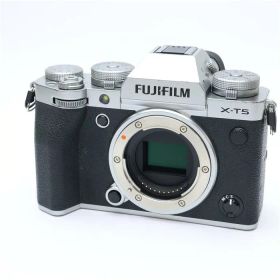 【中古】 《並品》 FUJIFILM X-T5 ボディ シルバー [ デジタルカメラ ]