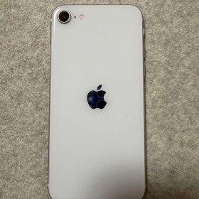 Apple iPhoneSE ホワイト本体のみ