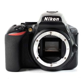 ニコン D5600 ボディ 中古(デジタル一眼)