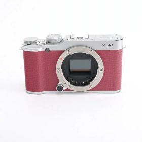 【中古】 (フジフイルム) FUJIFILM X-A1 レッド ボディ【中古カメラ デジタル一眼】 ランク：C