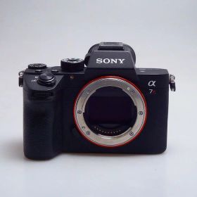 【中古】 (ソニー) SONY ILCE-7RM3 α7R III ボデイ 海外仕様(アジア向け)【中古カメラ デジタル一眼】 ランク：B