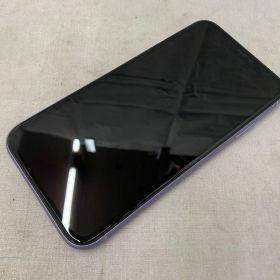 アップル Apple auモデル iPhone 11 64GB MWLX2J/A 【中古】