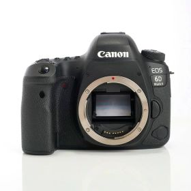 【中古】 (キヤノン) Canon EOS 6D MarkII ボディ【中古カメラ デジタル一眼】 ランク：AB