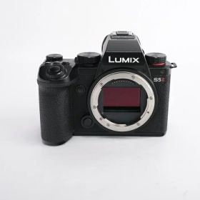 【中古】 (パナソニック) Panasonic DC-S5M2 ボディ【中古カメラ デジタル一眼】 ランク：B
