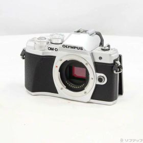 【中古】OLYMPUS(オリンパス) OM-D E-M10 Mark III ボディ シルバー 【198-ud】