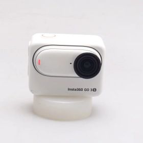 【中古】 (その他) その他 Insta360 GO 3S（128GB）ホワイト【中古ビデオカメラ 中古ウェアラブルカメラ・アクションカム】 ランク：B