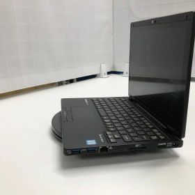 Panasonic / ノートPC / Let's note CF-RZ6 CF-RZ6SDYPP / 第7世代Core i7 / グラフィックボード Intel Corporation HD Graphics 615 32MB / メモリ 16GB【中古品】