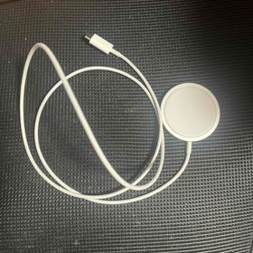 アップル(Apple)のApple MagSafe充電器 MHXH3AM/A(バッテリー/充電器) アップル(Apple)のApple MagSafe充電器 MHXH3AM/A(バッテリー/充電器)
