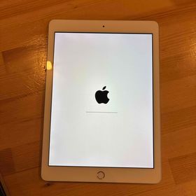 アップル(Apple)のiPad（第6世代） 32G SIMフリー シルバー(タブレット) アップル(Apple)のiPad（第6世代） 32G SIMフリー シルバー(タブレット)