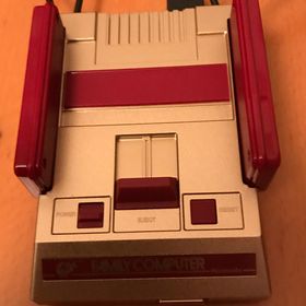 ニンテンドウ(任天堂)のニンテンドークラシックミニ ファミコン(家庭用ゲーム機本体)