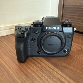 FUJIFILM X-H1 中古 82,500円 | ネット最安値の価格比較 プライスランク