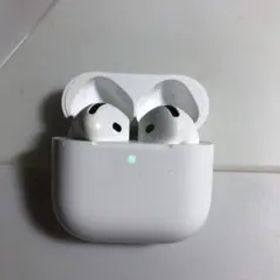 Apple AirPods 第4世代 ANC ノイズキャンセリング付き