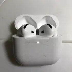 Apple AirPods 第4世代 ノイズキャンセリング付きなし
