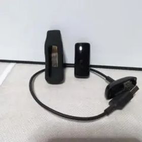 Fitbit inspire 2 (1部破損) シリコンクリップ付き