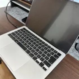 【⭐️早い者勝ち⭐️】macbook air m2 メモリ8G 256GB