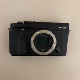 【美品】FUJIFILM X-E2 ミラーレスカメラ 本体