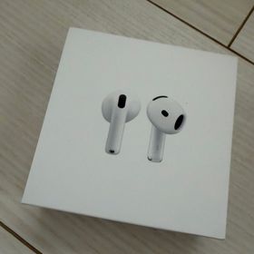 アップル(Apple)の【新品未開封】AirPods 4 MXP63J/A（ANCなし通常版）(ヘッドフォン/イヤフォン)