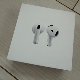 アップル(Apple)の【新品未開封】AirPods 4 MXP63J/A（ANCなし通常版）(ヘッドフォン/イヤフォン)