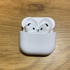 アップル(Apple)のApple AirPods 第4世代 ノイズキャンセリング付きなし(ヘッドフォン/イヤフォン) アップル(Apple)のApple AirPods 第4世代 ノイズキャンセリング付きなし(ヘッドフォン/イヤフォン)