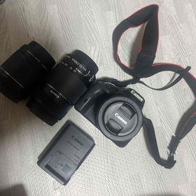 キヤノン(Canon)のCanon EOS KISS X7 Wズームキット【望遠レンズ,単焦点レンズ込】(デジタル一眼)