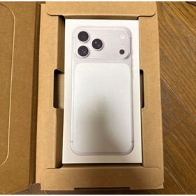 アップル(Apple)の新品未開封 iPhone17 Pro Max 256GB シルバー simフリー(スマートフォン本体) アップル(Apple)の新品未開封 iPhone17 Pro Max 256GB シルバー simフリー(スマートフォン本体)