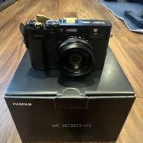 FUJIFILM X100VI コンパクトデジタルカメラ ブラック 傷あり