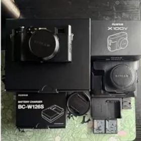 FUJIFILM X100V コンパクトデジタルカメラ