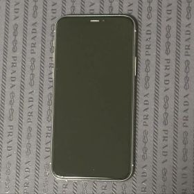Apple iPhone 11pro 64GB ホワイト トリプルカメラ