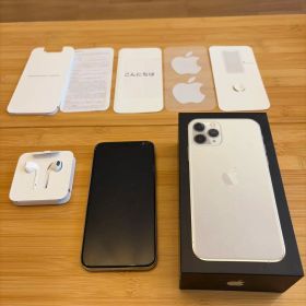 iPhone 11 Proシルバー 256GB 液晶ガラス割れ 純正充電器追加