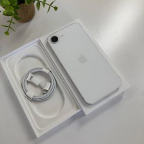 バッテリー100% iPhone 16e 128GB ホワイト 国内版SIMフリー送料無料